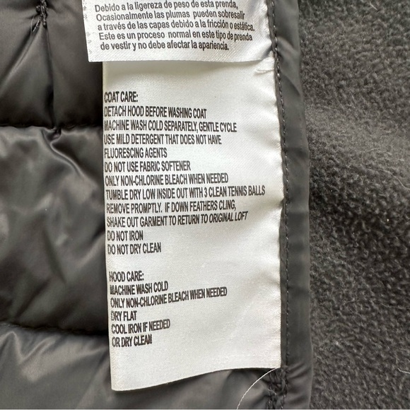 Michael Kors Puffer Vest - Picture 4 of 8